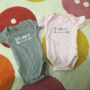 boy girl twins matching onesies 0-3 month